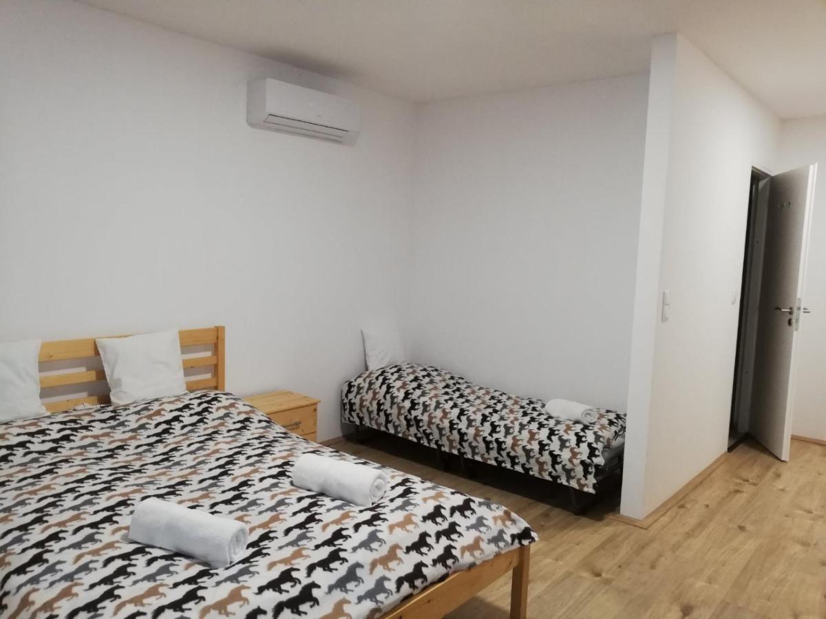 Mura Regnum Panzio Bed & Breakfast Tormafolde Ngoại thất bức ảnh