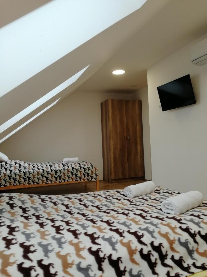 Mura Regnum Panzio Bed & Breakfast Tormafolde Ngoại thất bức ảnh